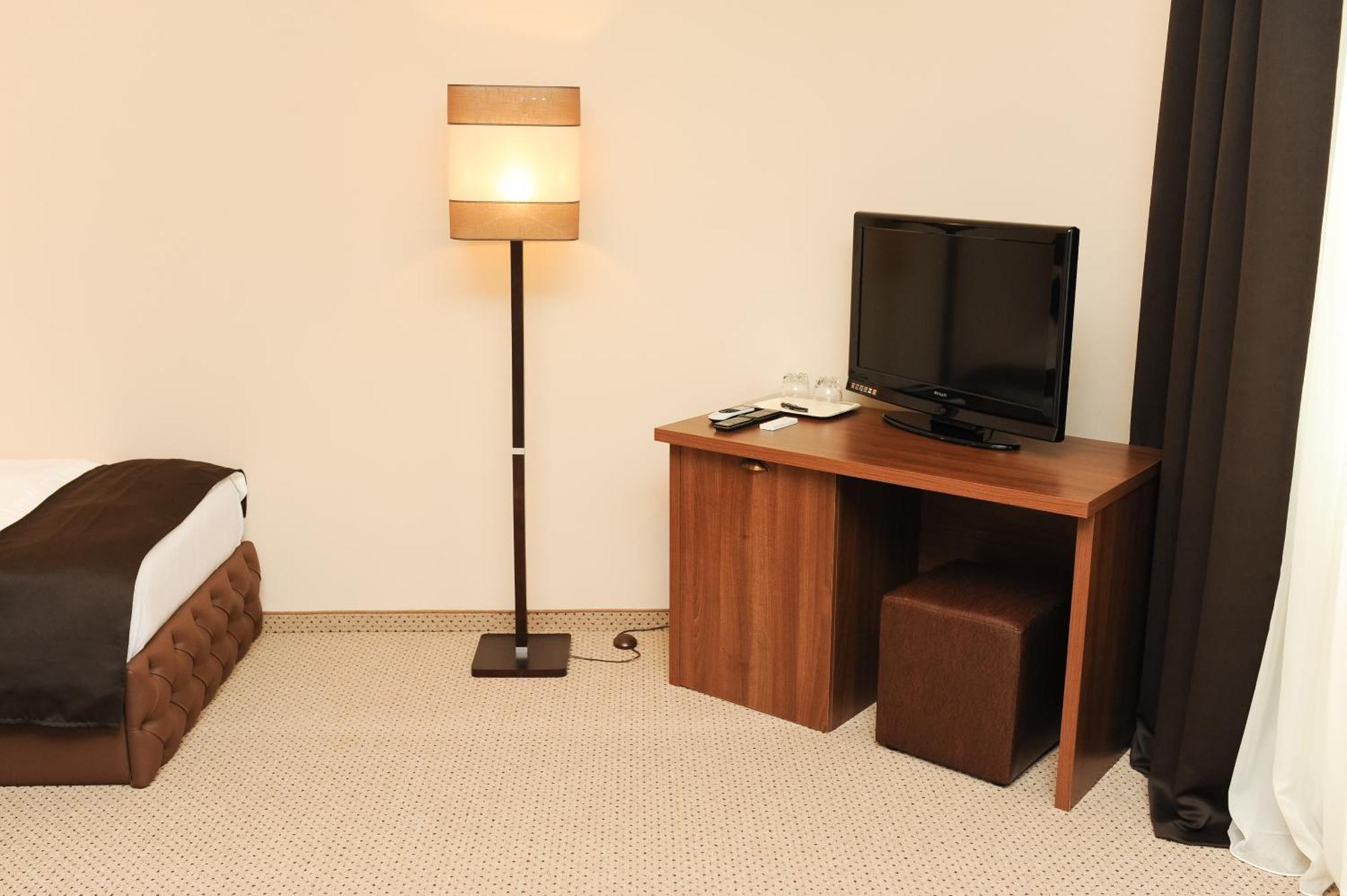 Vine Rooms Oradea Extérieur photo